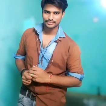 Sairaj Gandhe Simple look